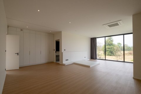 Villa in Chiang Mai, Thailand 4 bedrooms № 160018 - photo 21