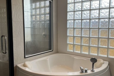 Вилла в Пхукете, Таиланд с 3 спальнями  № 142355 - фото 22