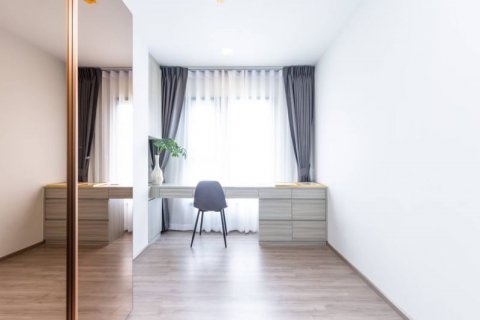 Condo in Khlong Toei, Bangkok, Thailand, 2 bedrooms № 142354 - photo 7