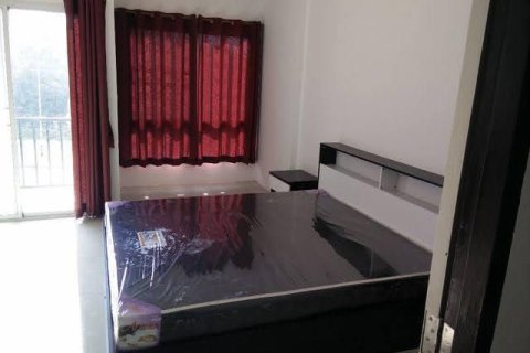 Townhouse à Rayong, Thaïlande 5 chambres № 159561 - photo 3