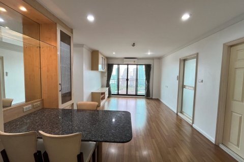 Кондоминиум с 2 спальнями в Ян Наве, Бангкок, Таиланд № 135400 - фото 2