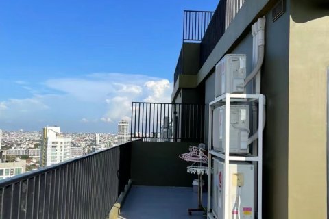 Condo à Chatuchak, Bangkok, Thaïlande, 2 chambres  № 135397 - photo 12