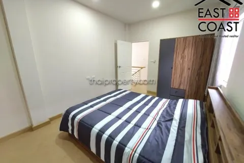 Casa de 3 dormitorios en Pattaya, Tailandia № 213338 - foto 14