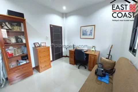 Casa de 3 dormitorios en Pattaya, Tailandia № 213339 - foto 18