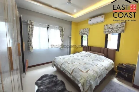 Casa de 3 dormitorios en Pattaya, Tailandia № 213339 - foto 10