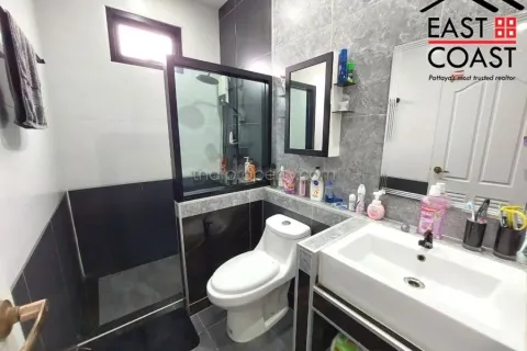Casa de 3 dormitorios en Pattaya, Tailandia № 213339 - foto 12