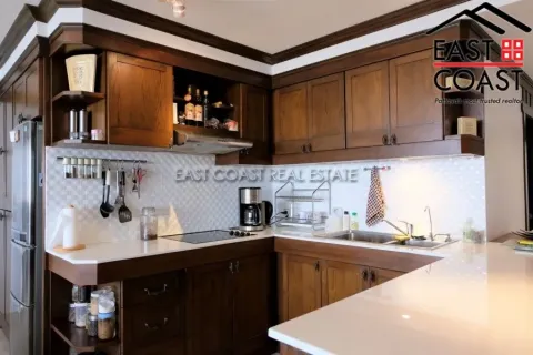 Condominio de 2 dormitorios en Jomtien Beach, Pattaya, Tailandia № 213334 - foto 11
