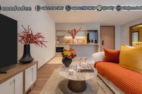 Condo in Watthana, Bangkok, Thailand, 2 bedrooms  № 201123 - photo 6