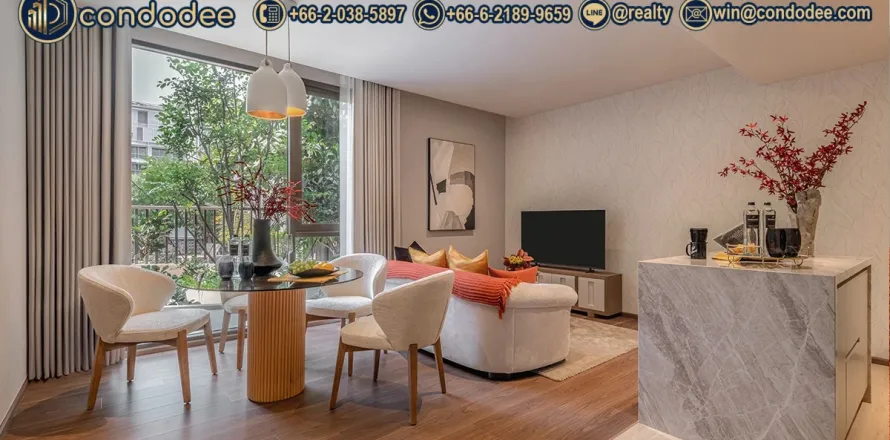 Condo in Watthana, Bangkok, Thailand, 2 bedrooms  № 201123