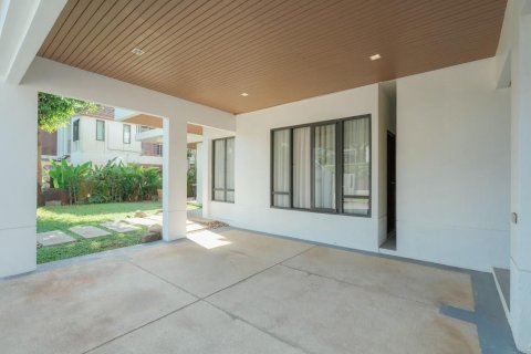 Villa in Kathu, Thailand 4 bedrooms № 161869 - photo 17