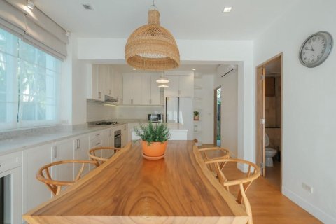 Villa in Kathu, Thailand 4 bedrooms № 161869 - photo 6