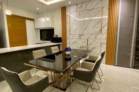 Villa in Phuket, Thailand 3 bedrooms № 161867 - photo 10