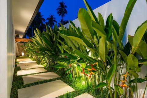 Villa in Ko Samui, Thailand 3 bedrooms № 161868 - photo 26