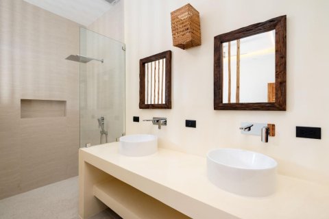 Villa in Ko Samui, Thailand 3 bedrooms № 161868 - photo 22
