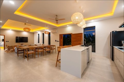 Villa in Ko Samui, Thailand 3 bedrooms № 161868 - photo 10