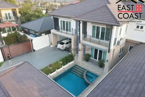 Casa de 7 dormitorios en Pattaya, Tailandia № 213371 - foto 30