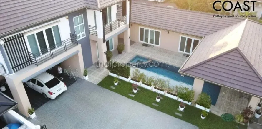 Casa de 7 dormitorios en Pattaya, Tailandia № 213371