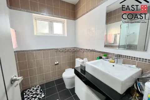 Casa de 7 dormitorios en Pattaya, Tailandia № 213371 - foto 19