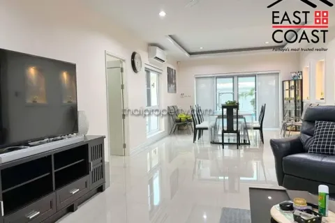 Casa de 7 dormitorios en Pattaya, Tailandia № 213371 - foto 12