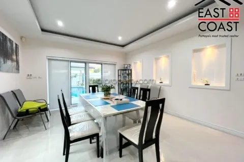 Casa de 7 dormitorios en Pattaya, Tailandia № 213371 - foto 6