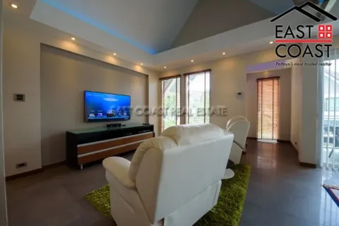Casa de 4 dormitorios en Jomtien Beach, Pattaya, Tailandia № 213368 - foto 19
