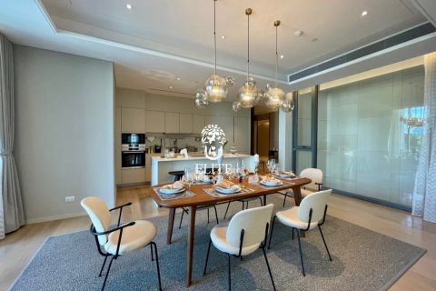 Condo in Pathum Wan, Bangkok, Thailand, 2 bedrooms  № 133978 - photo 2