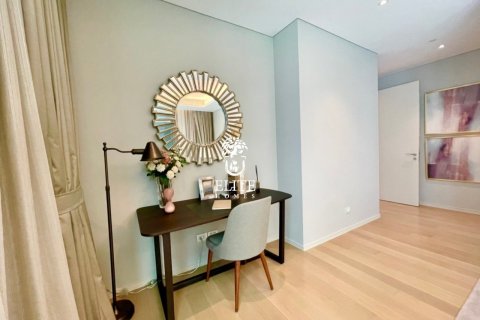 Condo in Pathum Wan, Bangkok, Thailand, 2 bedrooms  № 133978 - photo 23