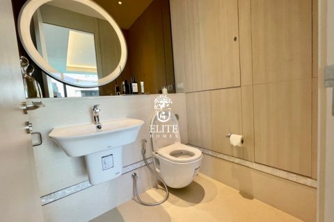 Condo in Pathum Wan, Bangkok, Thailand, 2 bedrooms  № 133978 - photo 19