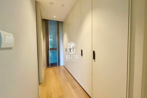 Condo in Pathum Wan, Bangkok, Thailand, 2 bedrooms  № 133978 - photo 24