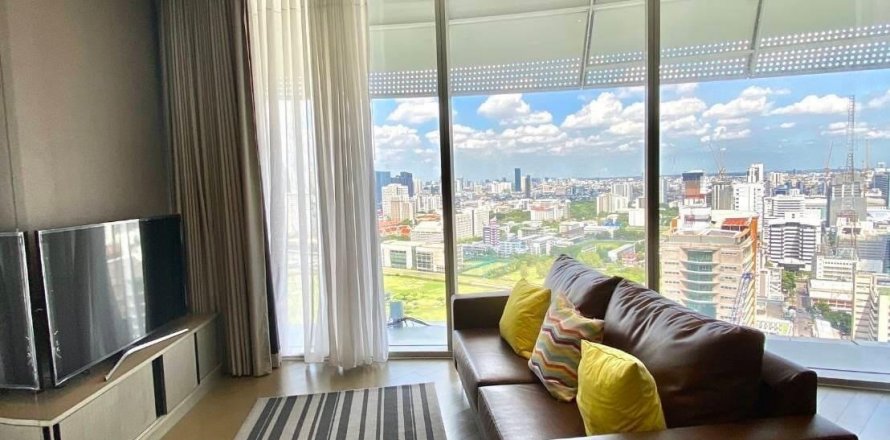 Condo in Pathum Wan, Bangkok, Thailand, 2 bedrooms  № 133981