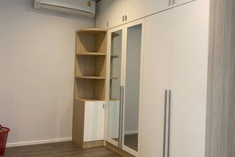 Condo in Prawet, Bangkok, Thailand, 8 bedrooms  № 133980 - photo 5