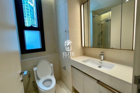 Condo in Pathum Wan, Bangkok, Thailand, 2 bedrooms  № 133979 - photo 24