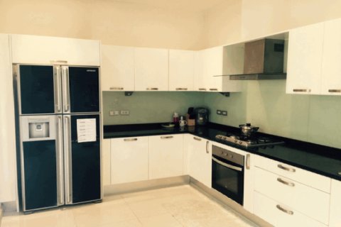 House in Pattaya, Thailand 3 bedrooms № 193159 - photo 3