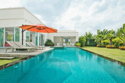 House in Pattaya, Thailand 3 bedrooms № 193156