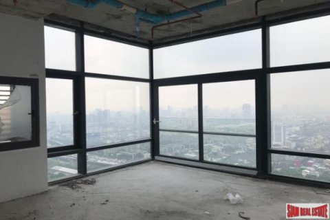 Apartment in Bangkok, Thailand 2 bedrooms № 193153 - photo 3