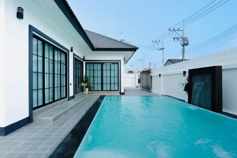 Casa de 4 dormitorios en Pattaya, Tailandia № 211344 - foto 24