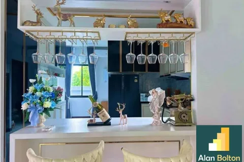 Casa de 3 dormitorios en Pattaya, Tailandia № 211349 - foto 9