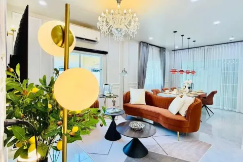 Casa de 3 dormitorios en Pattaya, Tailandia № 211348 - foto 6