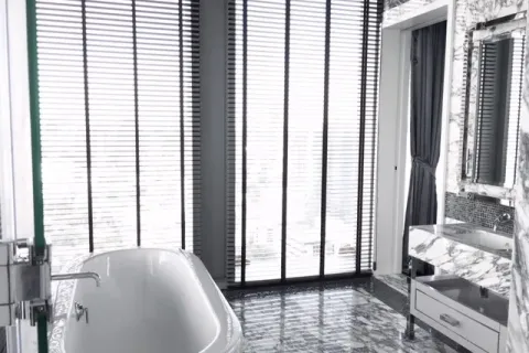 Кондоминиум с 3 спальнями в Банг Раке, Бангкок, Таиланд № 173749 - фото 11