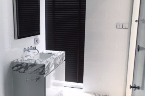 Кондоминиум с 3 спальнями в Банг Раке, Бангкок, Таиланд № 173749 - фото 15