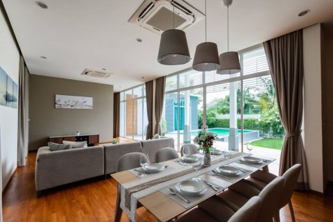Villa in Cha-am, Thailand 3 bedrooms № 114966 - photo 8