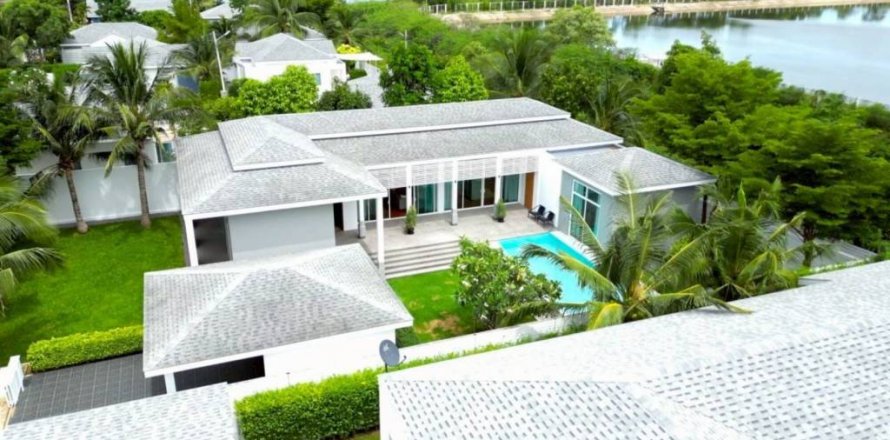 Villa in Cha-am, Thailand 3 bedrooms № 114966