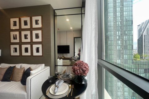 Condo in Bangkok, Thailand, 1 bedroom  № 114960 - photo 3