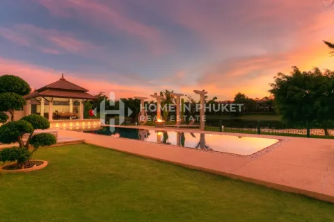House in Phuket, Thailand 4 bedrooms № 209615 - photo 3