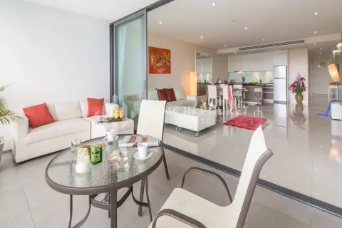 Condo in Phuket, Thailand, 1 bedroom  № 209611 - photo 3