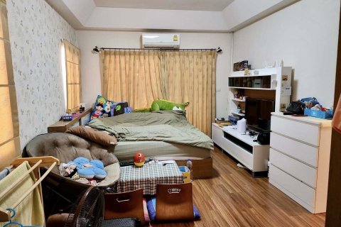 Дом в Патхумтхани, Таиланд с 3 спальнями  № 171684 - фото 2