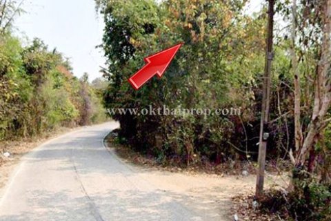 Land in Lampang, Thailand 1612 sq.m. № 154858 - photo 1