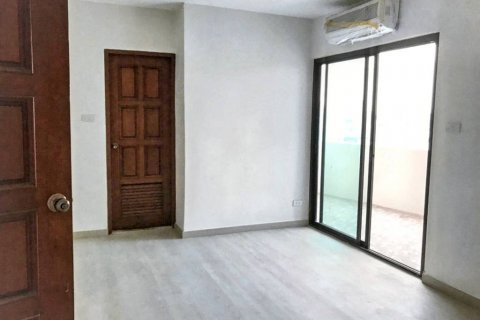 Кондоминиум с 3 спальнями в Бангкоке, Таиланд № 119035 - фото 7