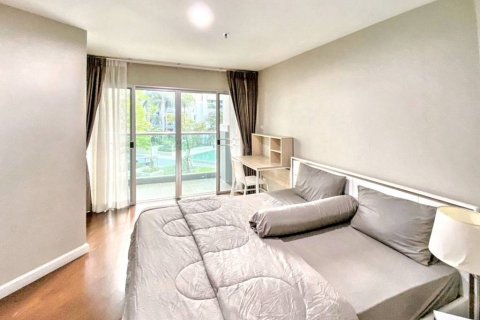 Duplex in Huai Khwang, Bangkok, Thailand 3 bedrooms № 119034 - photo 5