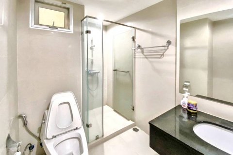 Duplex in Huai Khwang, Bangkok, Thailand 3 bedrooms № 119034 - photo 10